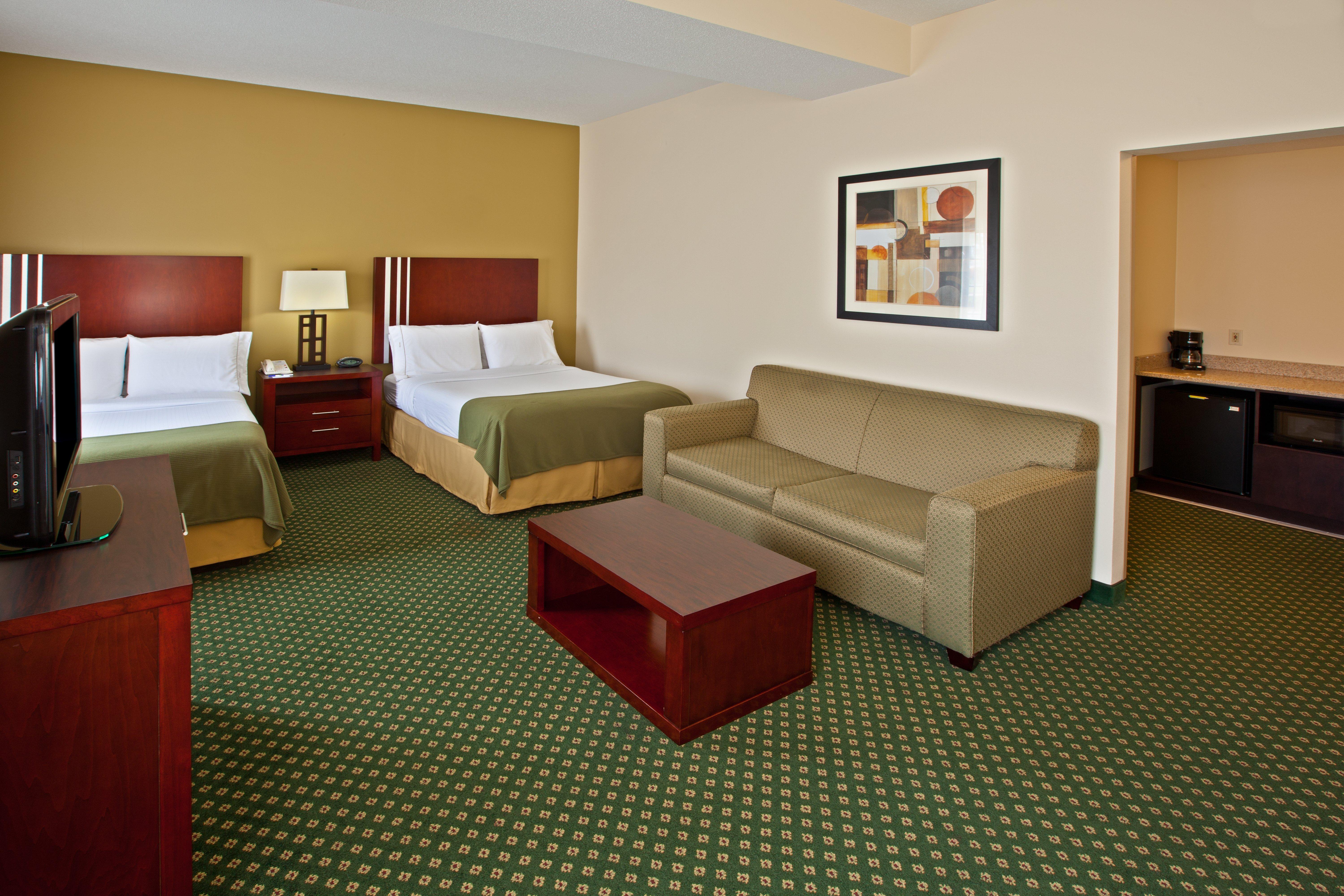 Holiday Inn Express & Suites Indianapolis - East By Ihg Facilities photo